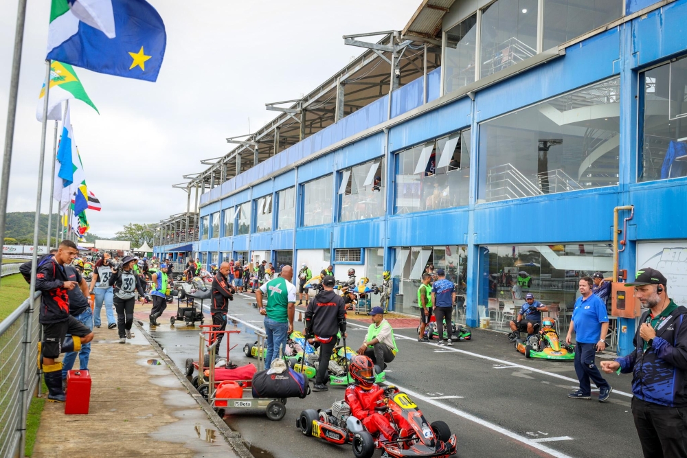 Tomadas de tempo das categorias da manhã começam logo mais; veja como foram os treinos da tarde de ontem