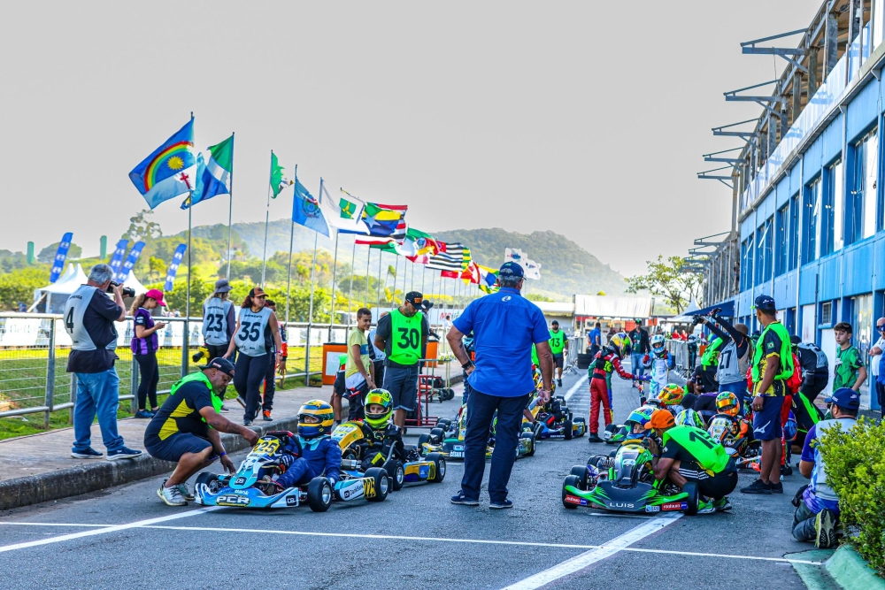 Categorias da tarde finalizaram as tomadas de tempos e têm seus grids definidos; confira os resultados