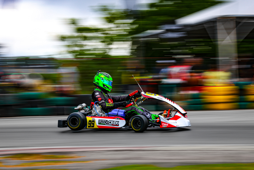 Dudu Pagliaro foi o piloto com o maior número de poles e vitórias no kartismo brasileiro em 2025
